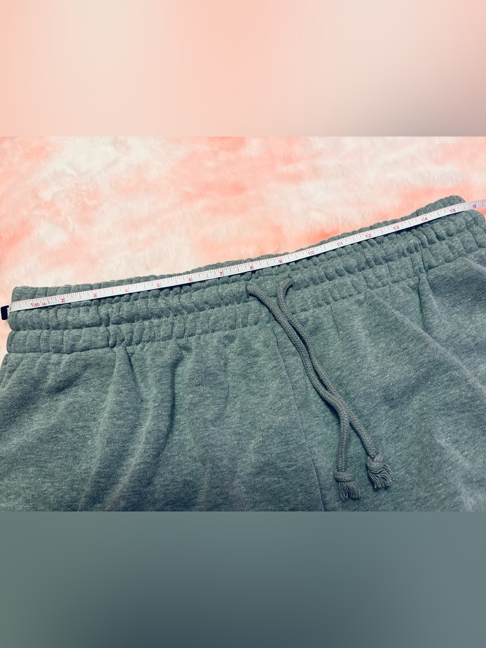 Shorts - Picture 3 of 3
